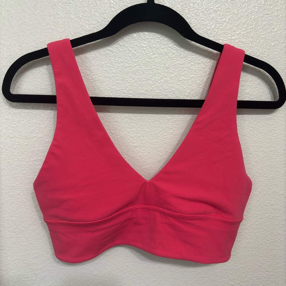 Lululemon Align V neck bra in Lip Gloss size 8